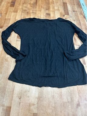 Athletic Black Long Sleeve Rayon-Spandex Blend Shirt Size M